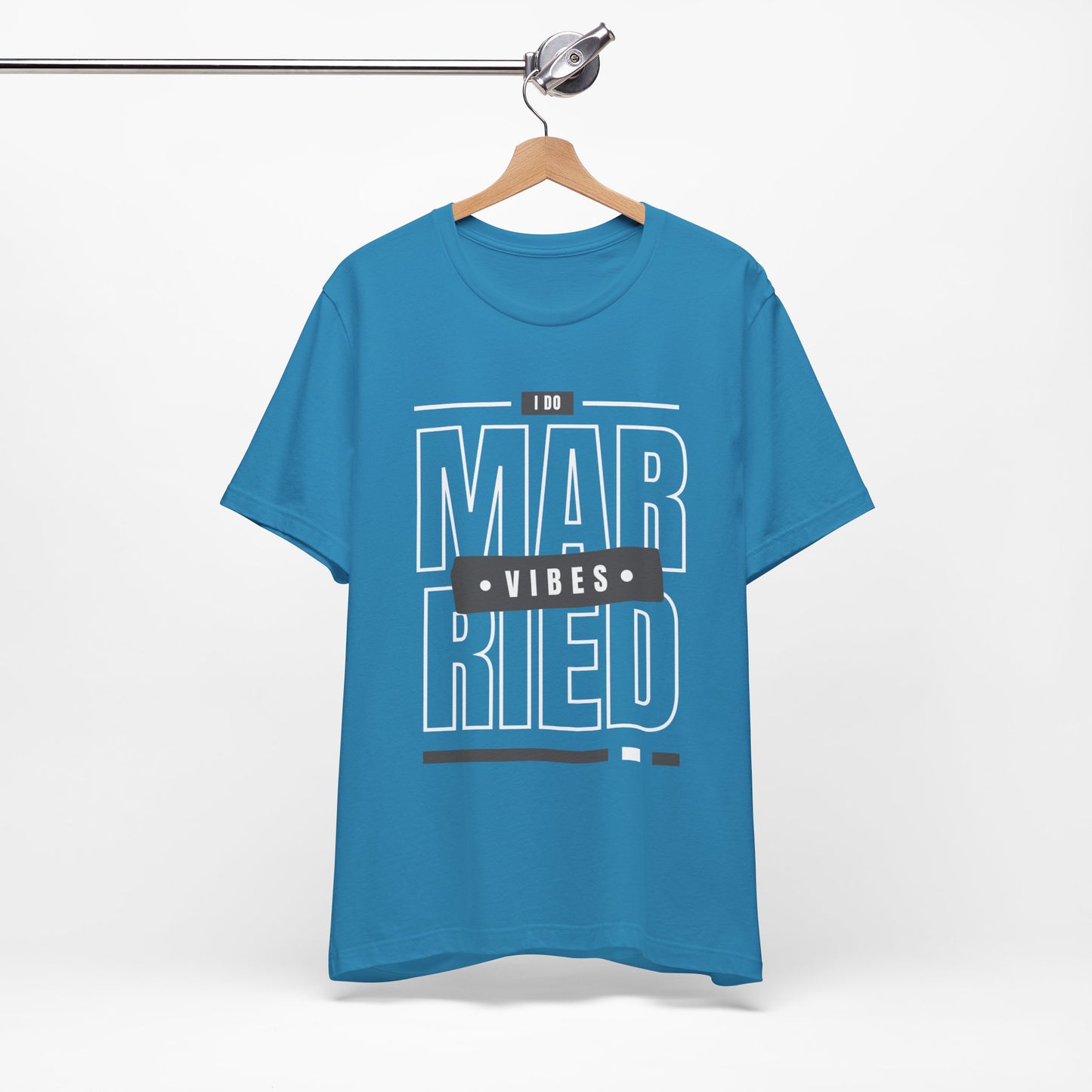 Married Vibes - Unisex Jersey Short Sleeve Tee