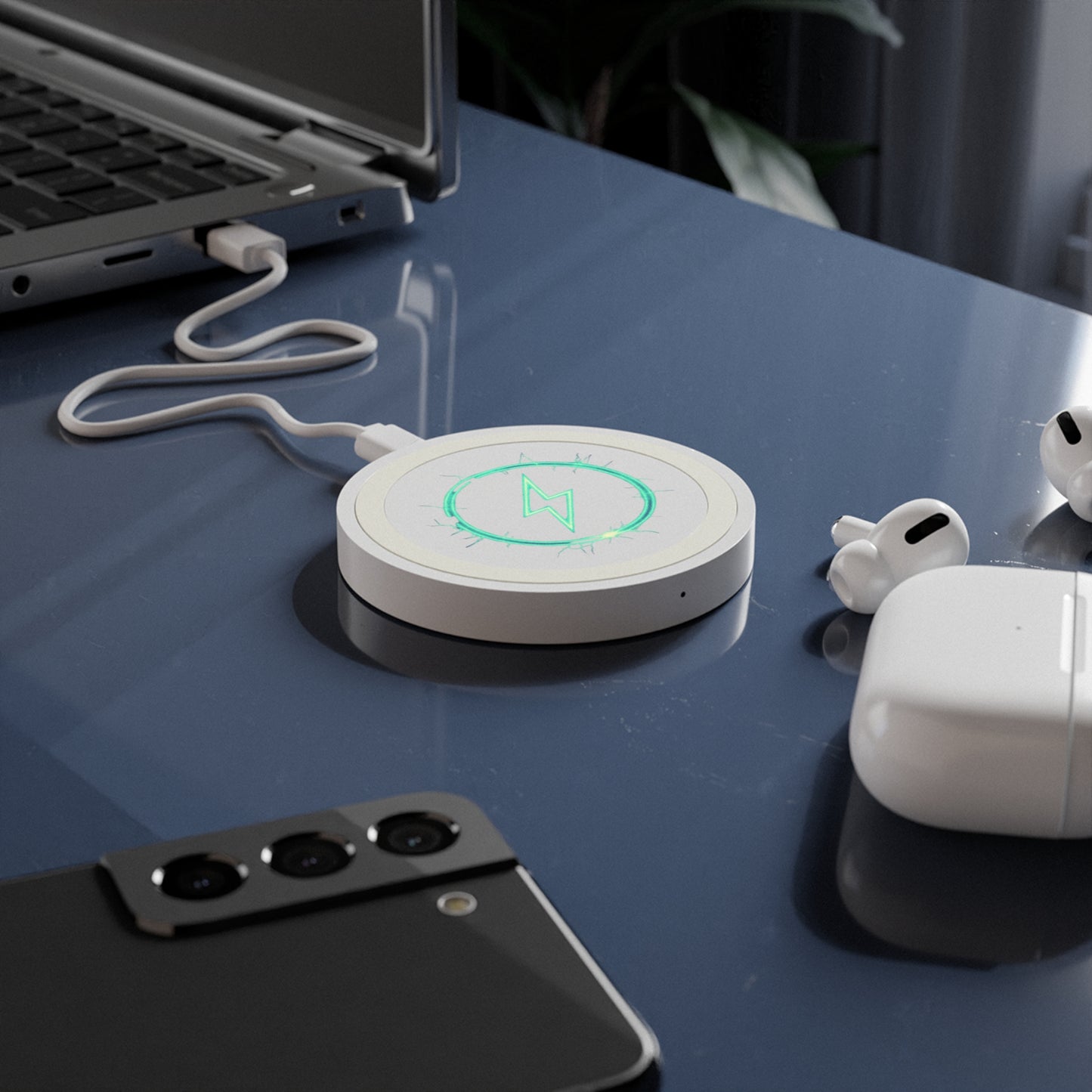 Charging Bolt (Green) - Quake Wireless Charging Pad - Creatively Designed Shop