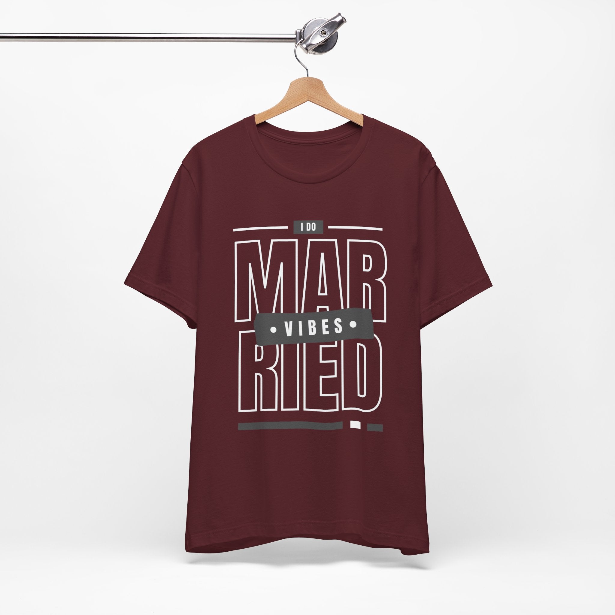 Married Vibes - Unisex Jersey Short Sleeve Tee